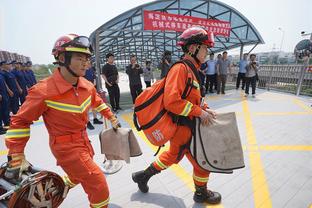 都体：巴斯托尼将错过对阵尤文、本菲卡和那不勒斯，将接受新检查